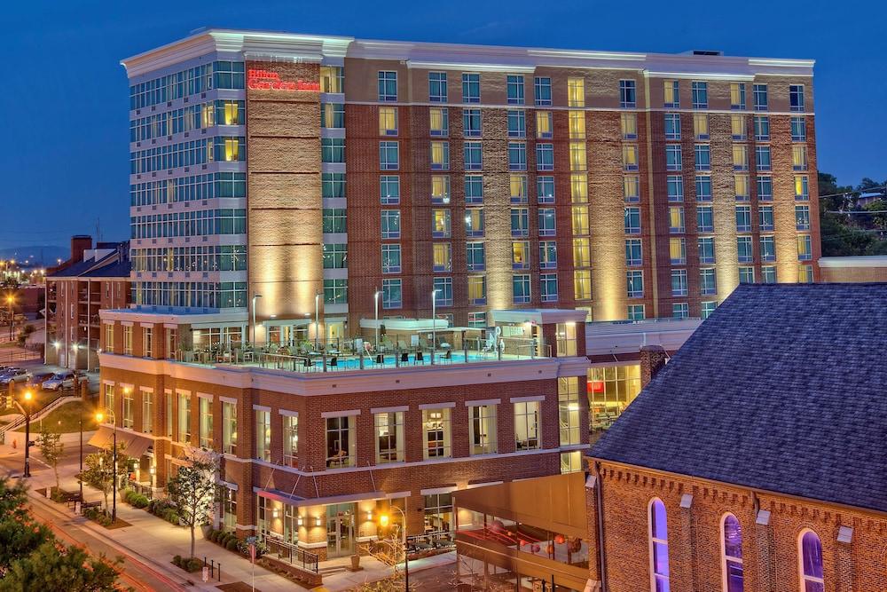 Hilton Garden Inn Nashville Downtown/Convention Center Exterior photo